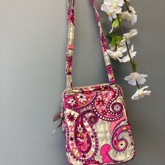 Vera Bradley Purse Crossbody Pink Paisley Bag Zips Long Strap Hipster - Picture 4 of 5